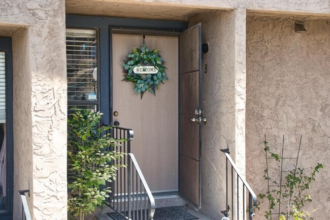 Photo - 10775 Tamar Terrace