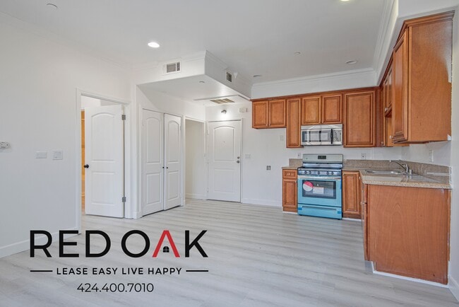 Building Photo - 8747 Sepulveda Blvd Unit 209