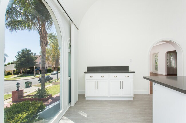 Photo - Beautiful spacious house