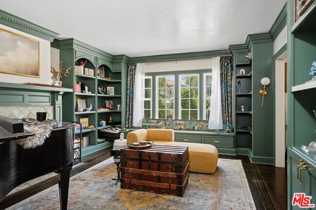 Photo - 644 N Cherokee Ave