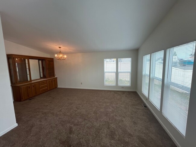 Photo - 3221 Turtle Creek Dr