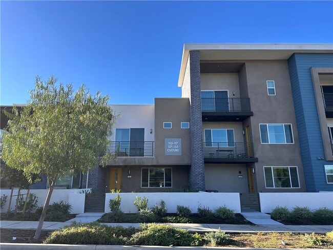 Building Photo - 115 Culture