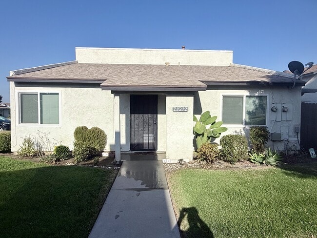 Photo - 29272 Murrieta Rd