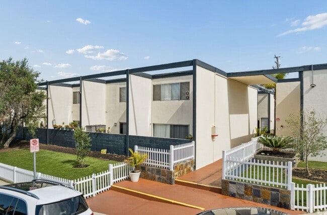 Photo - Oceanaire Townhomes