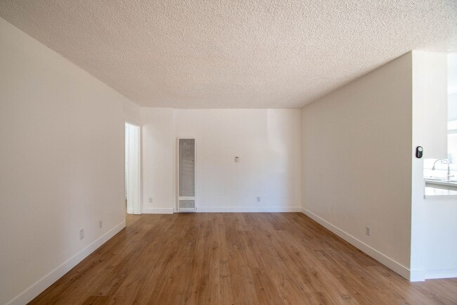 Photo - 10935 Peach Grove St Unit 01