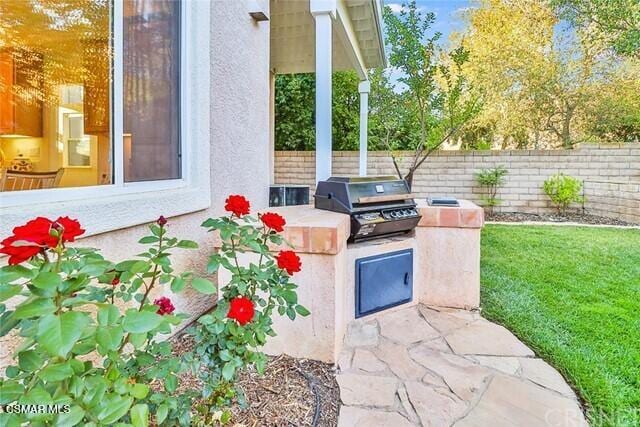 Photo - 580 Winncastle St