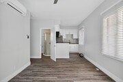 Photo - 405 W 3rd St Unit B