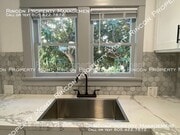 Photo - 656 Poli St