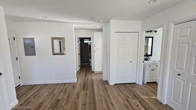 Photo - 9903 Rudnick Ave