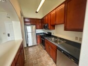 Photo - 1154 Bellevue Ave Apartments