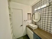 Photo - Charming 1 bedroom 1 bathroom in heart of ... House