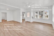 Photo - 2443 Union St
