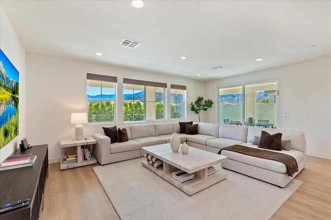 Photo - 80435 Palatine Ct