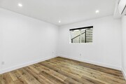 Photo - 571 N Mariposa Ave Townhome