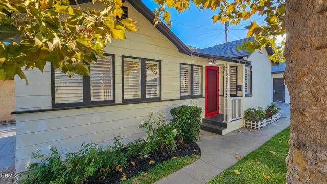 Photo - 1655 Allen Ave