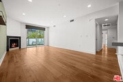 Photo - 7133 Hawthorn Ave Unit 202