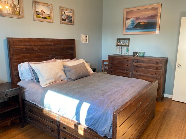 Building Photo - 9302 Fermi Ave