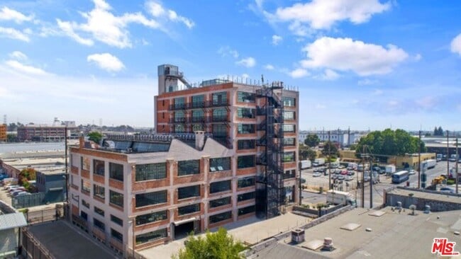 Photo - 691 Mill St Condo Unit 401