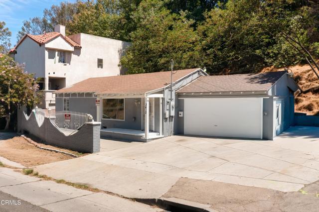 Photo - 3412 Barham Blvd House