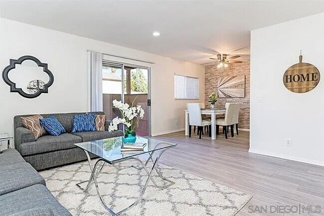 Photo - Pristine condo in the charming and quaint community of Lakeshore Villas 2/2 Pets OK With Owner Ap...