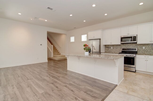 Building Photo - Gated 2017-Build Single Family Home for Re...