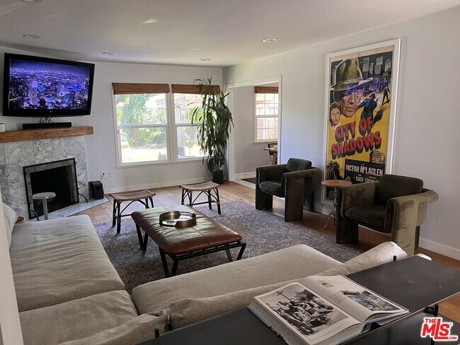 Photo - 19917 Stagg St