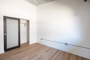 201 - 605 Lofts