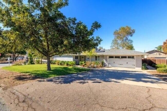 Building Photo - 1806 Wight Way