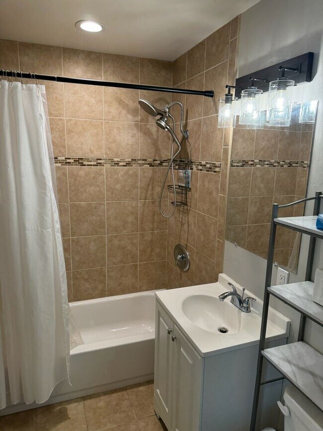 Photo - 3BR 2BA house for rent in prime Clairemont...