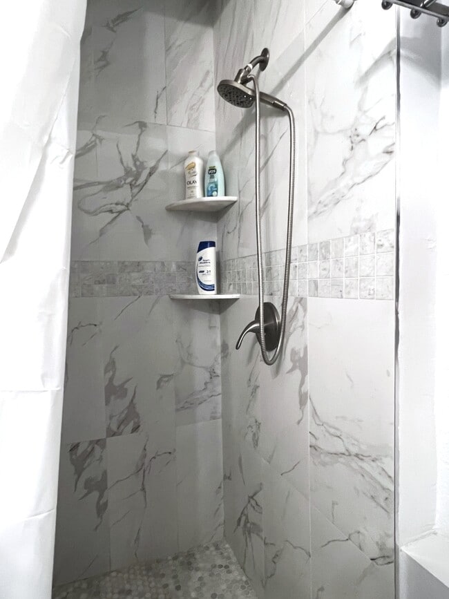 Photo - 515 N Azusa Ave Unit #E