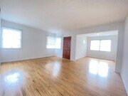 Photo - 360 Rennie Ave Unit 1