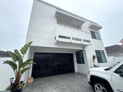 Photo - Luxury Coastal Living – Brand New Custom H... House