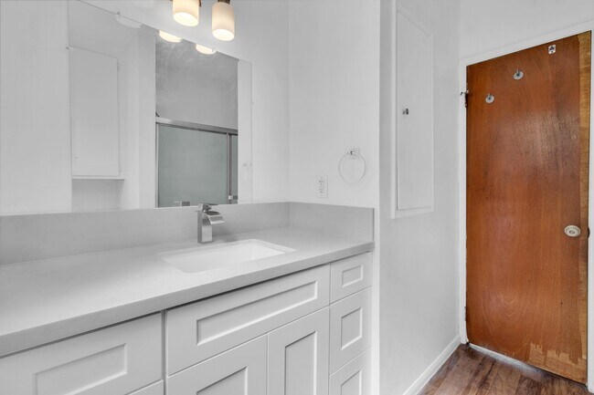 Photo - 4745 Choctaw Dr Unit 3