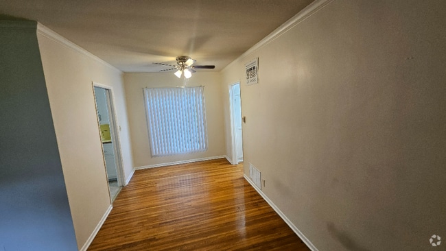 Building Photo - 4221 Los Feliz Blvd Rental