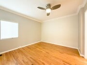 Photo - 10428 Riverside Dr Unit 10428