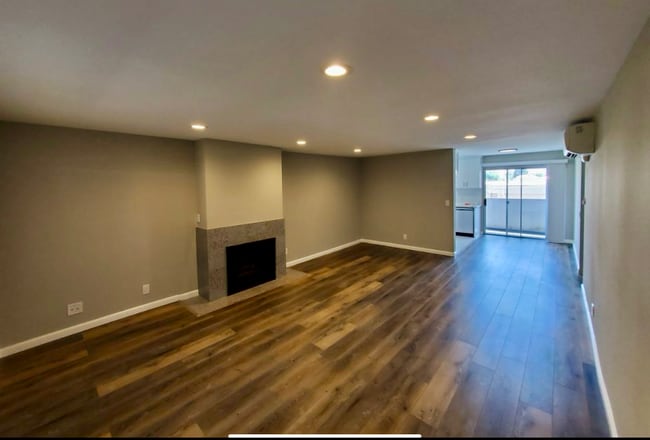 Photo - 4225 Inglewood Blvd Unit 202