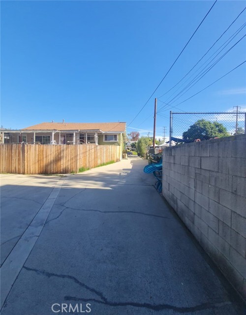 Photo - 5115 Mt Helena Ave