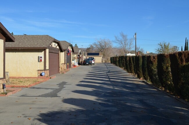 123 - 123 Apartment Unit A
