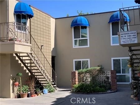 Building Photo - 10642 Dorothy Ave Unit 8 Rental