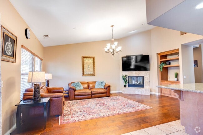 Building Photo - Beautiful Single Story House - most desire...