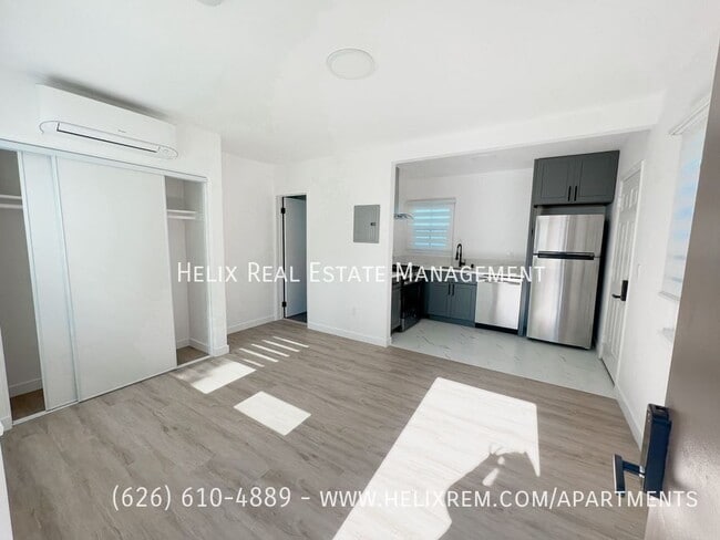1716 1/4 N. Sierra Bonita Ave.- - 1716 1/4 N. Sierra Bonita Ave.- Apartment