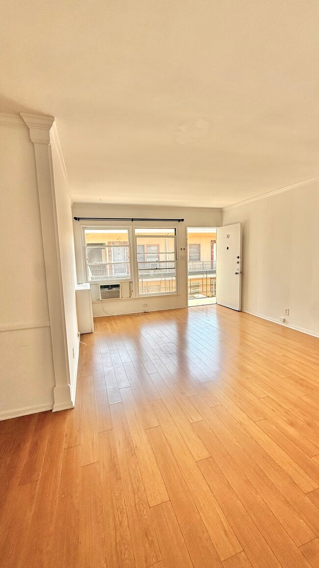 Photo - 200 S Sycamore Ave Unit 30