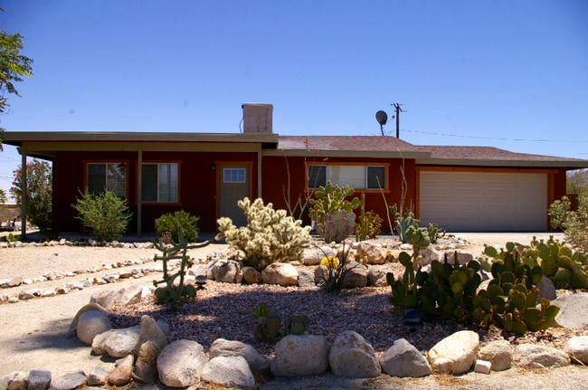 Photo - 7345 Maude Adams Ave