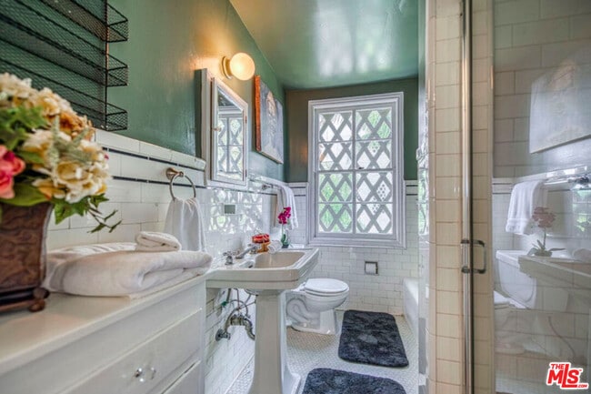 Photo - 4121 Wilshire Blvd Unit 516