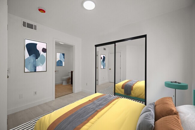 Photo - 920 Everett St.