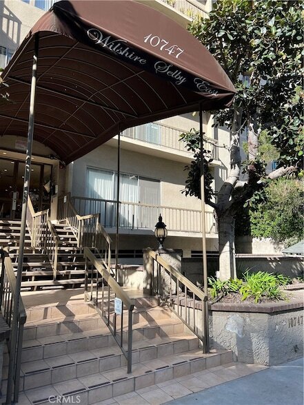 Building Photo - 10747 Wilshire Blvd Unit 505