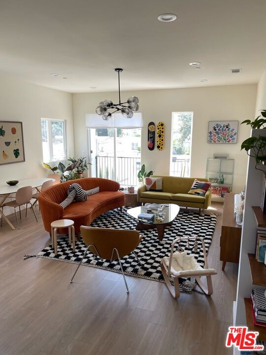 Photo - 2406 S Dunsmuir Ave