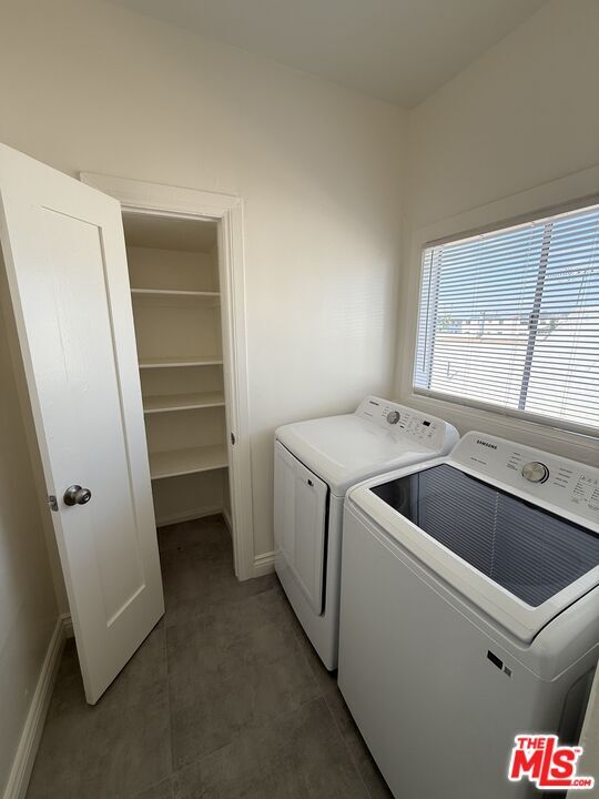 Photo - 1462 W 36th St Unit 1462 1/2