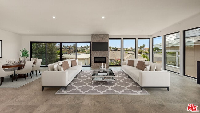 Building Photo - 8236 Zitola Terrace