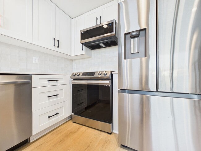 Photo - Girard Lofts